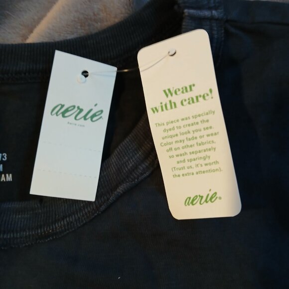 Aerie Women's Dark Grey Crew Neck Short Sleeve Distressed Tee NWT - Picture 4 of 6